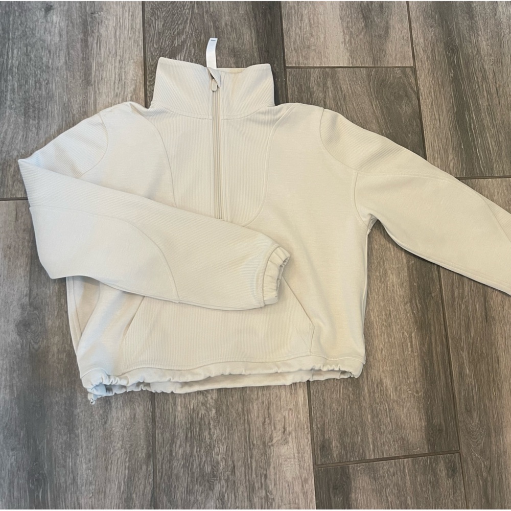 Lululemon Softstreme
Ribbed Half Zip